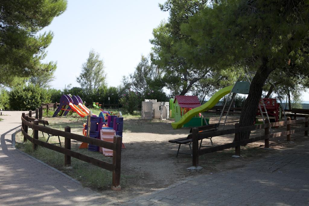 Villaggio Camping Spiaggia Lunga Vieste Exteriör bild